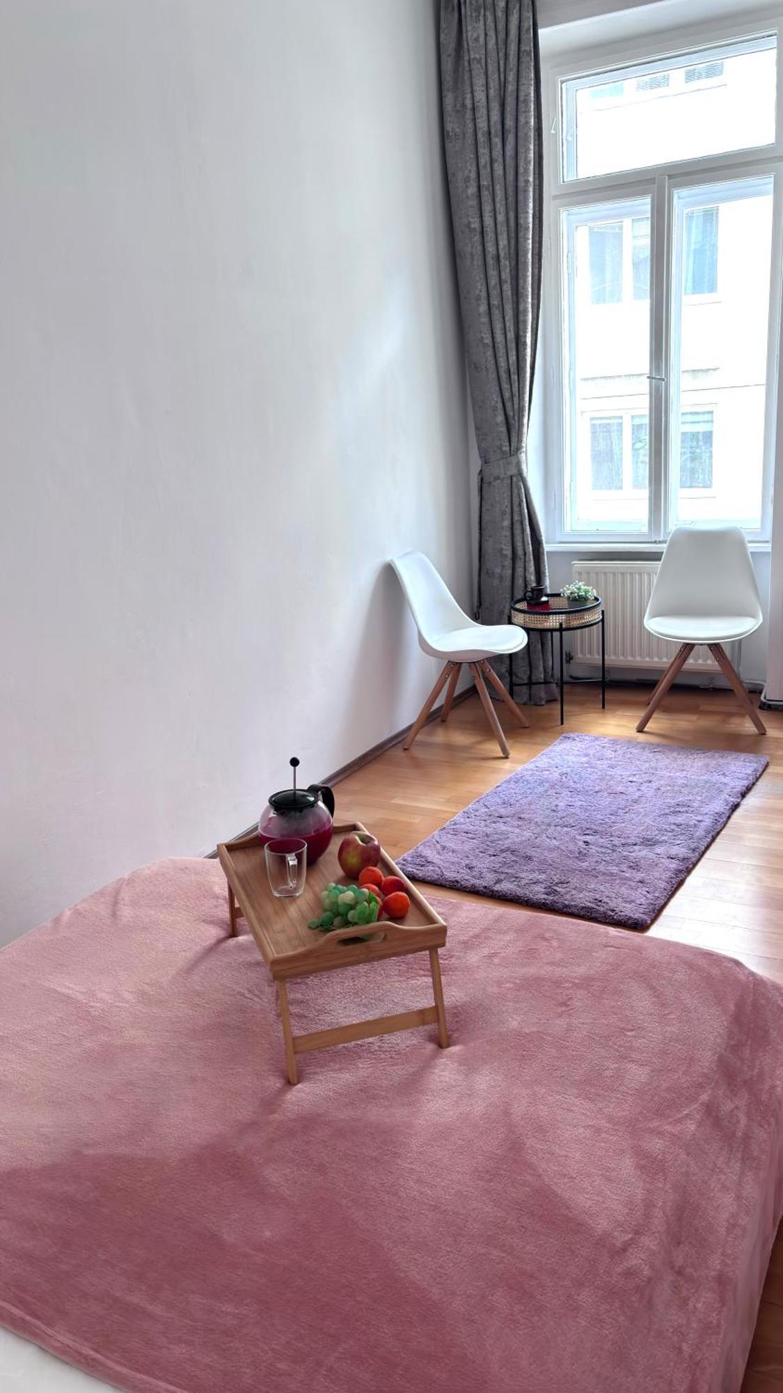 Big And Comfortable Mariahilfer Apartment Wenen Buitenkant foto
